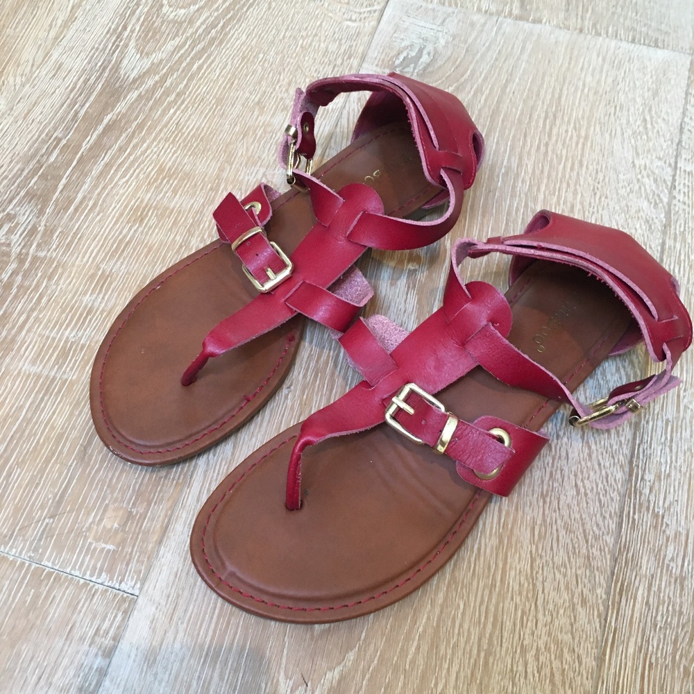 red sandals
